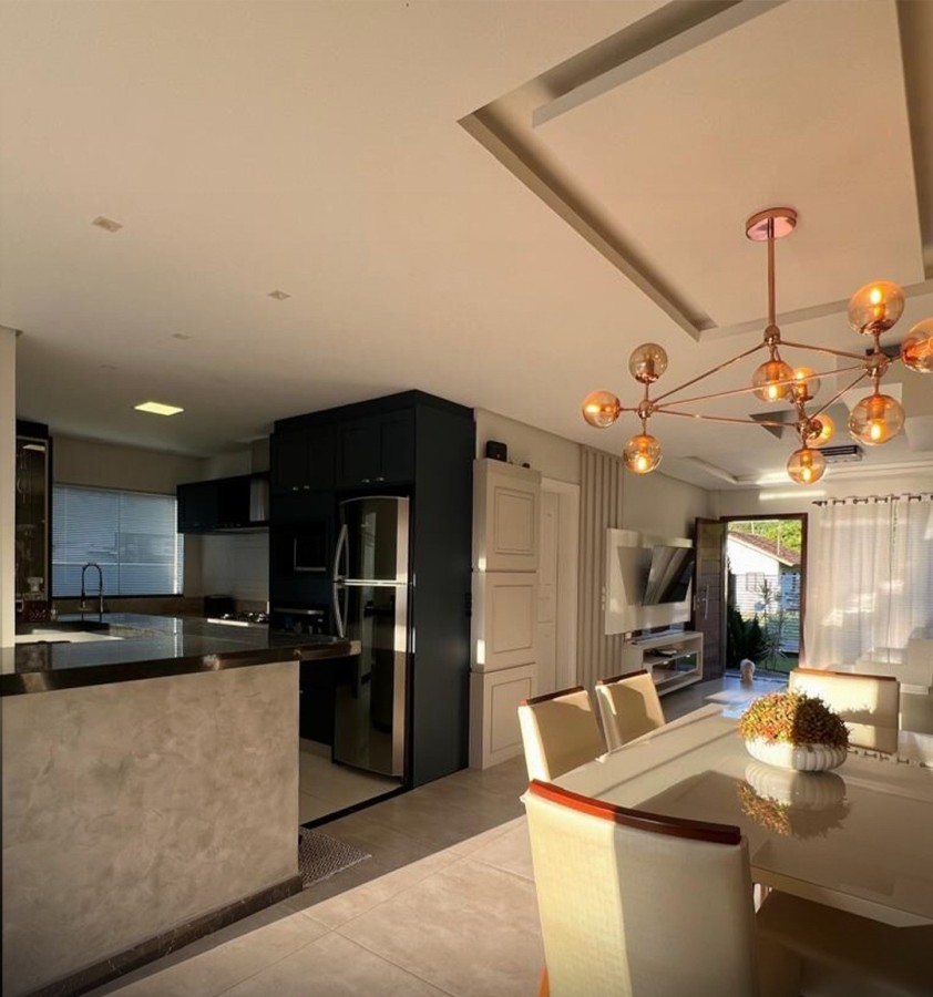 Casa para Venda em Timbó, Vila Germer, 3 dormitórios, 1 suíte, 3 banheiros, 2 vagas - foto 1