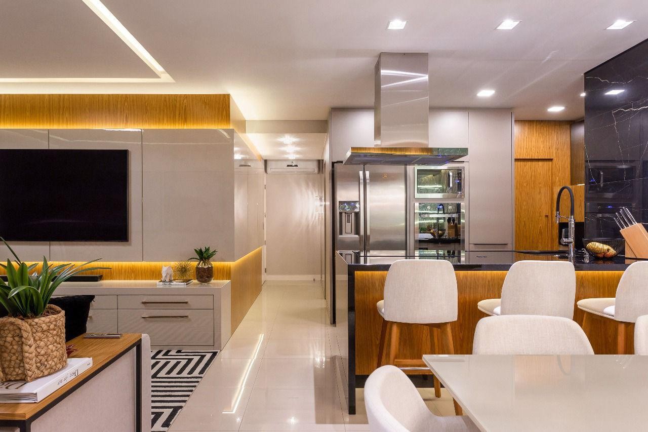 Apartamento para Venda em Timbó, Capitais, 3 dormitórios, 3 suítes, 4 banheiros, 2 vagas - foto 1